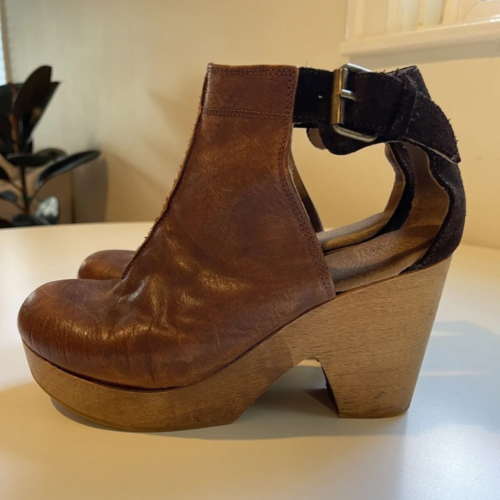 Free People Cedar Clog Size 8